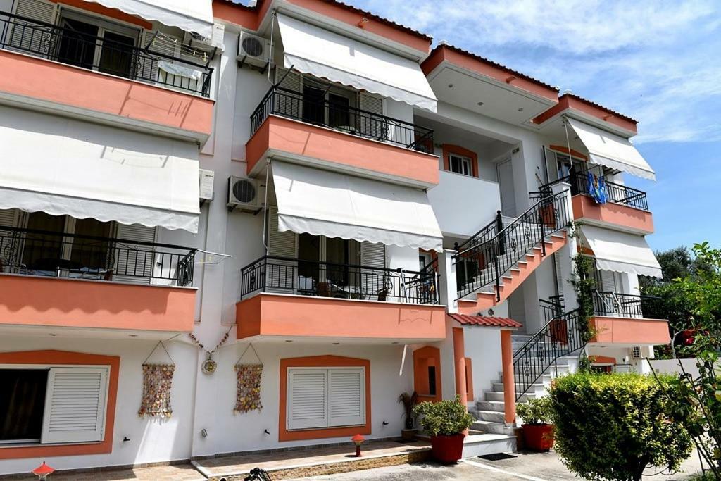 Marmaron Rooms Agiokampos  Exterior foto